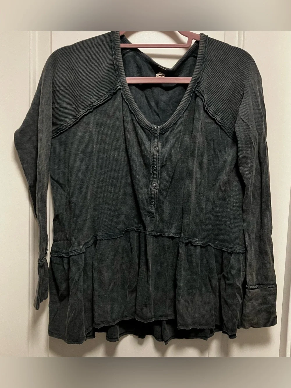 Free People We The Free Thermal Waffle Knit Henley Shirt Gray Women's Size XS - Picture 1 of 15